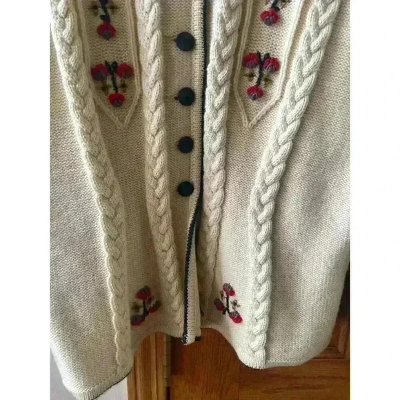 Vintage Astrifa Gestrickte Trach Holiday Cream Ivory Wool Cardigan Size 44 M/L - Picture 6 of 12